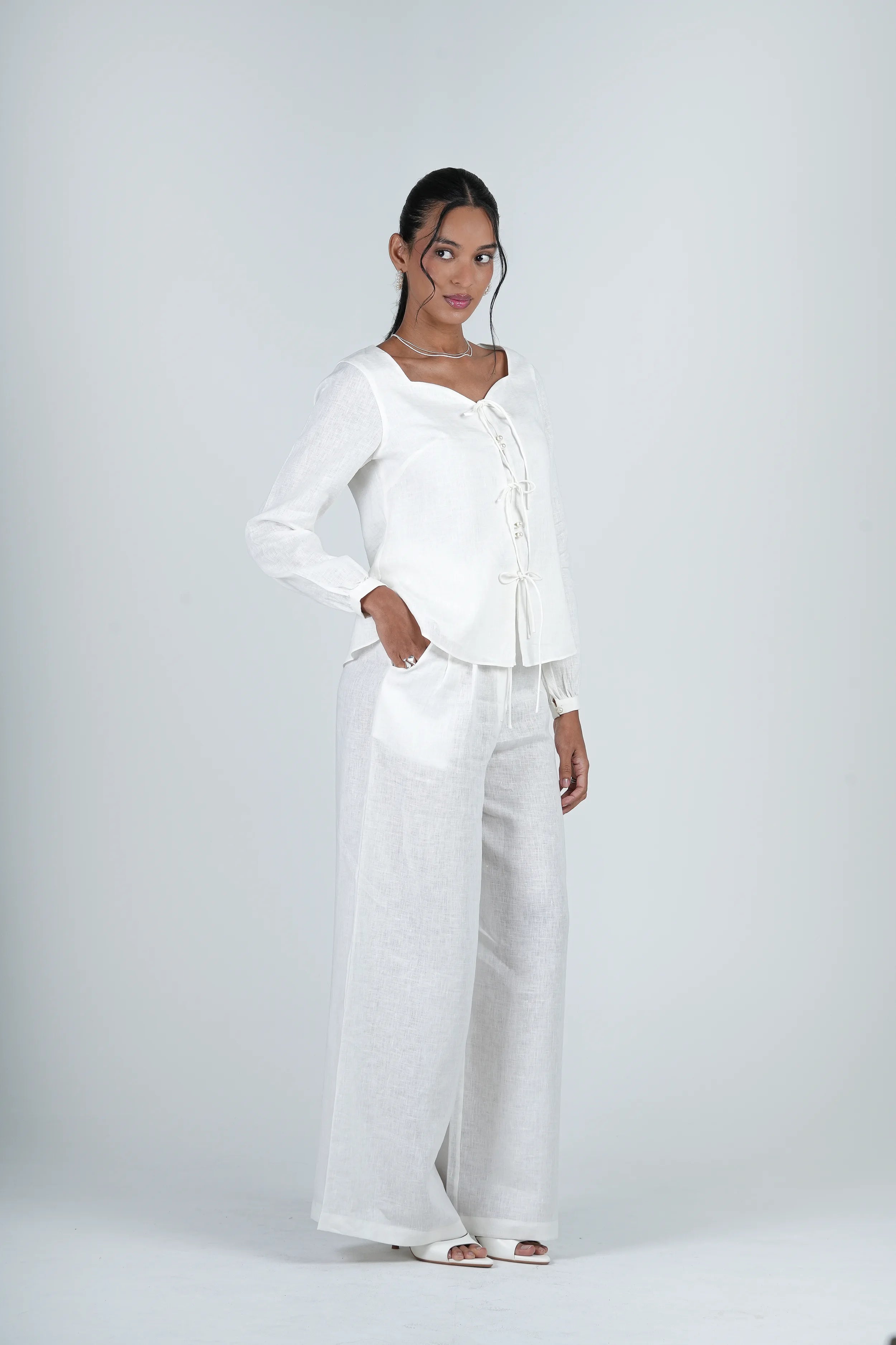 Aura Linen set